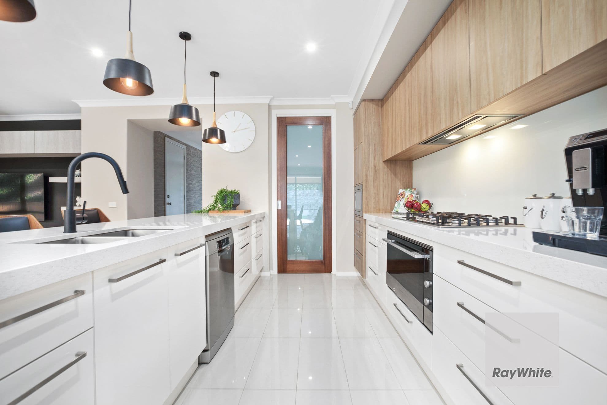 7 Murray Place, Taylors Hill VIC 3037, Taylors Hill - Thumbnail 3
