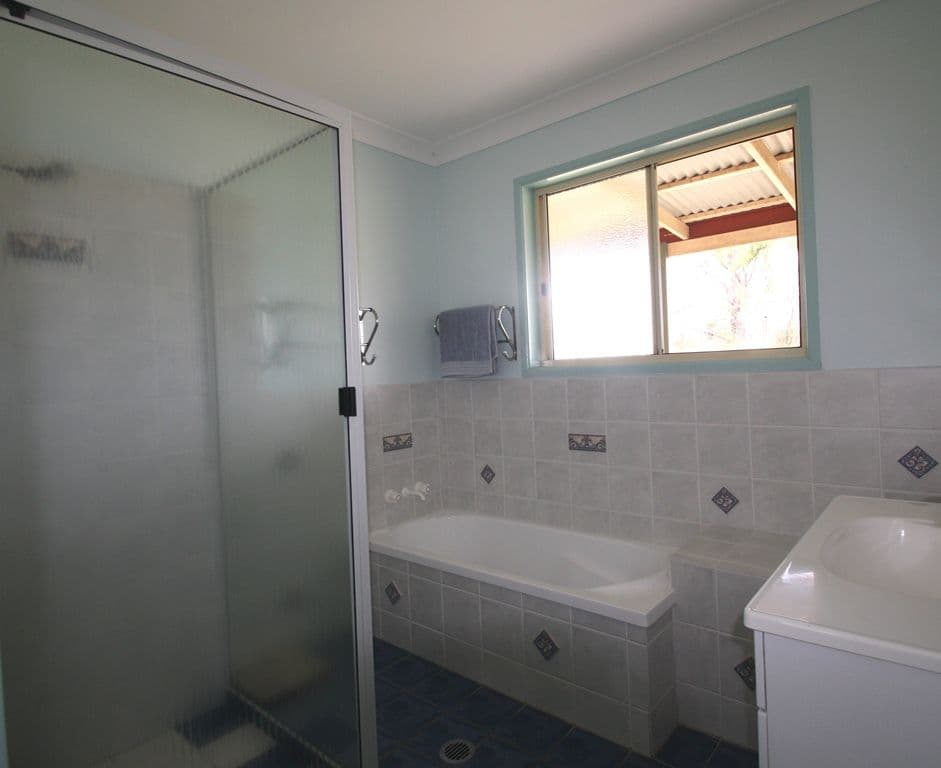 98 Orchard Road, Loch Lomond QLD 4370, Loch Lomond - Thumbnail 7