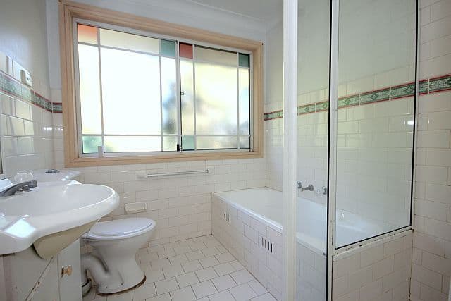224 Old Kent Road, GREENACRE NSW 2190, Greenacre - Thumbnail 7