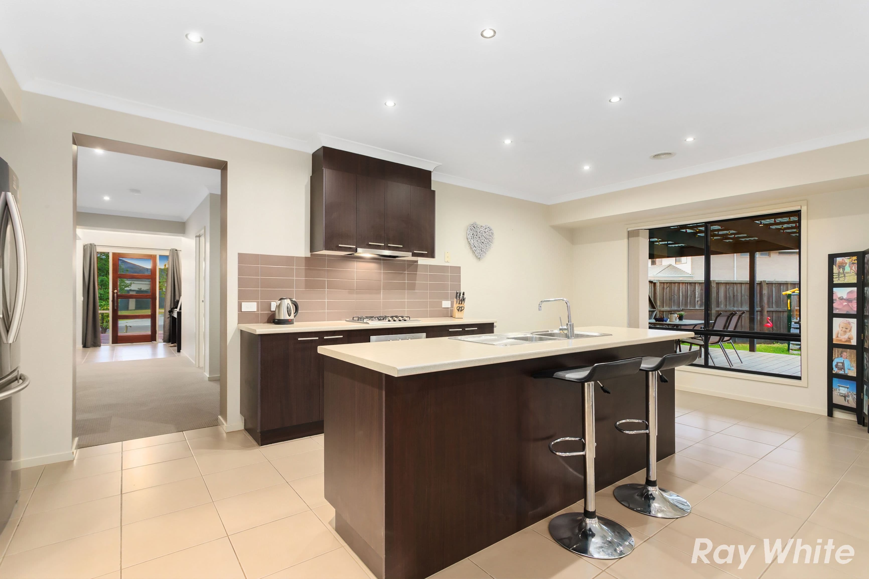 3 Greenway Drive, Pakenham VIC 3810, Pakenham - Thumbnail 7