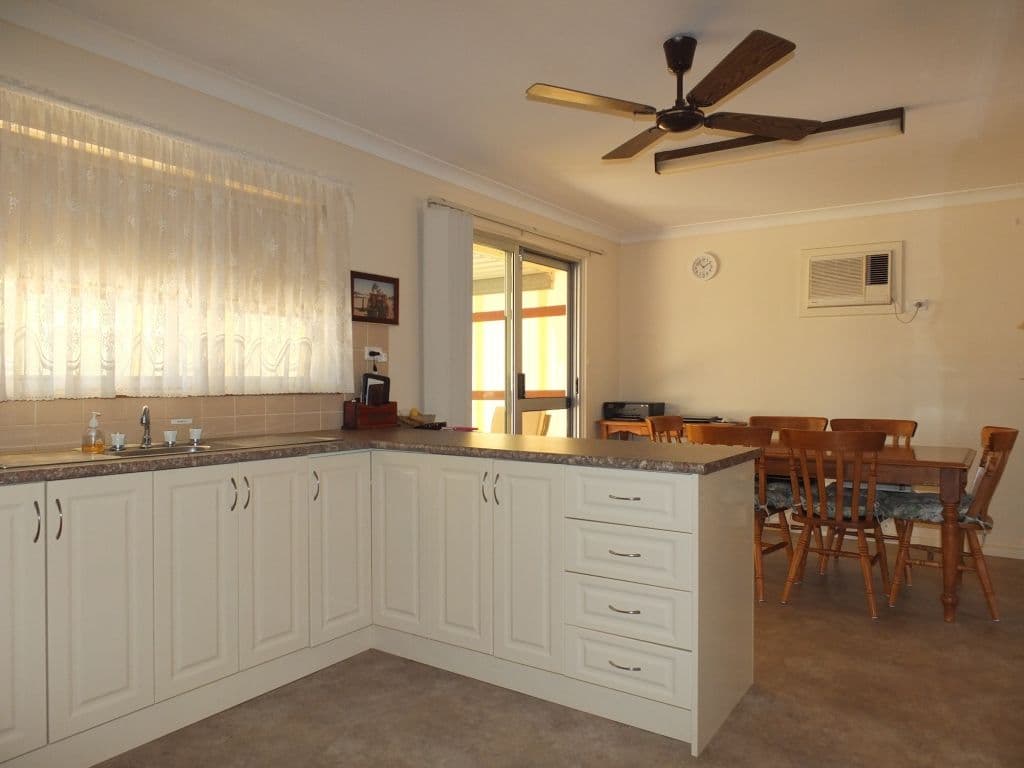 2 Richard Street, Wallaroo SA 5556, Wallaroo - Thumbnail 5