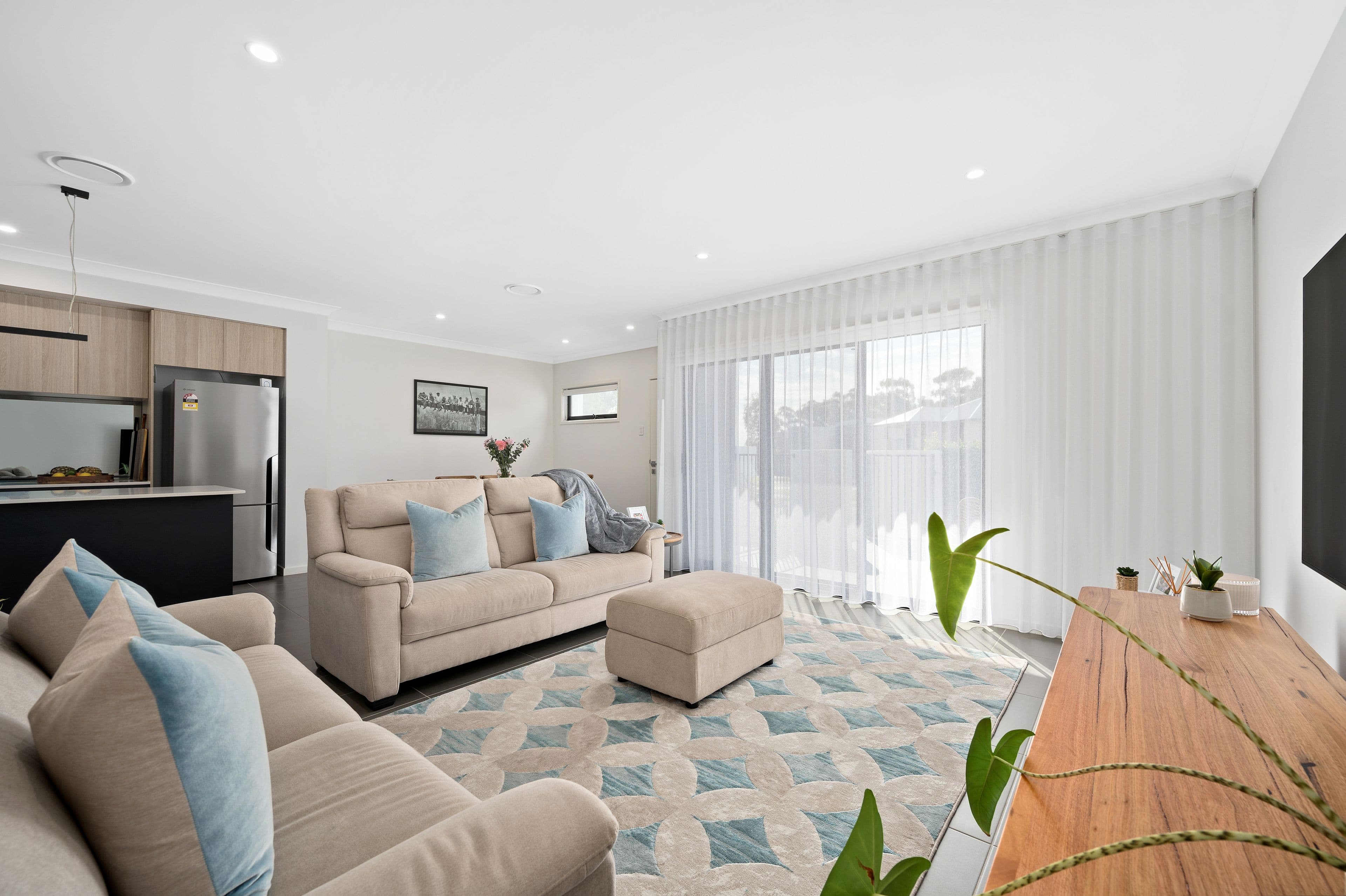 37 Turnberry Way, Brookwater QLD 4300, Brookwater - Thumbnail 3
