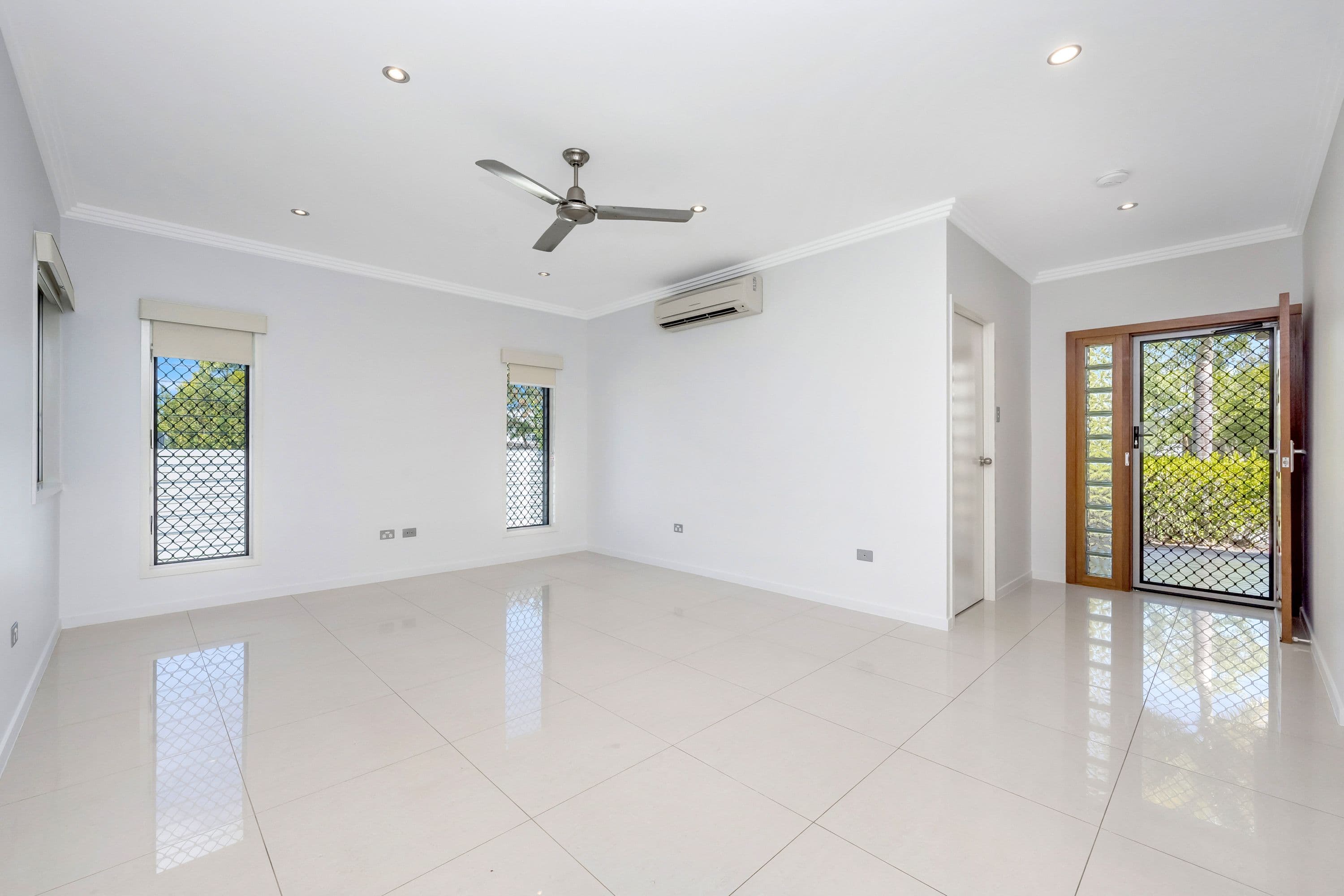 19 Lyrebird Lane, Bohle Plains QLD 4817, Bohle Plains - Thumbnail 3