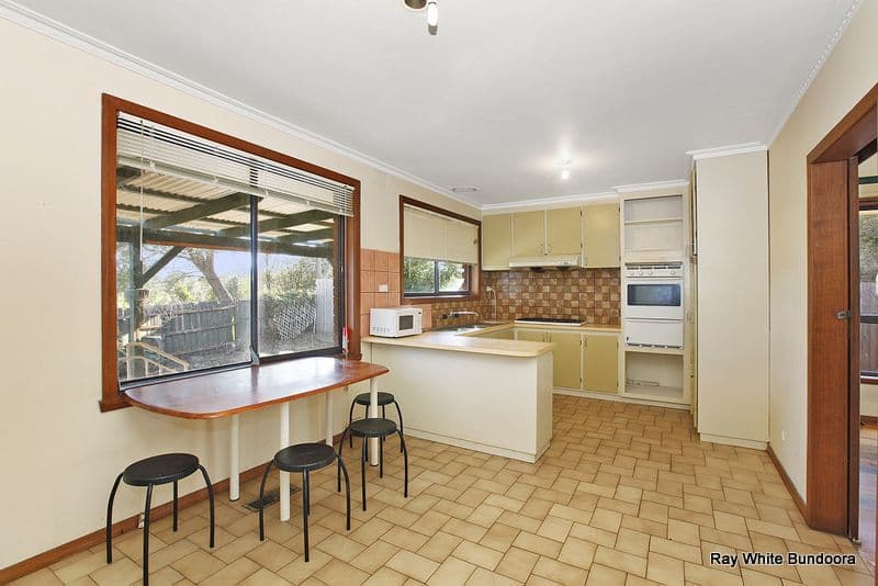 7 Lucy Court, BUNDOORA VIC 3083, Bundoora - Thumbnail 2
