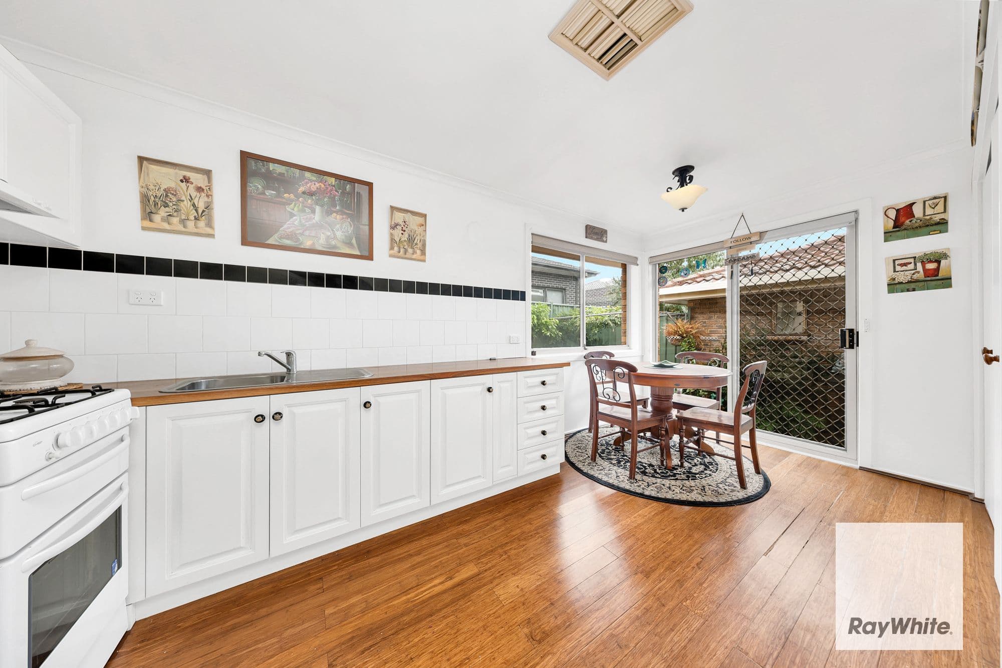 27 Turner Street, Westmeadows VIC 3049, Westmeadows - Thumbnail 3