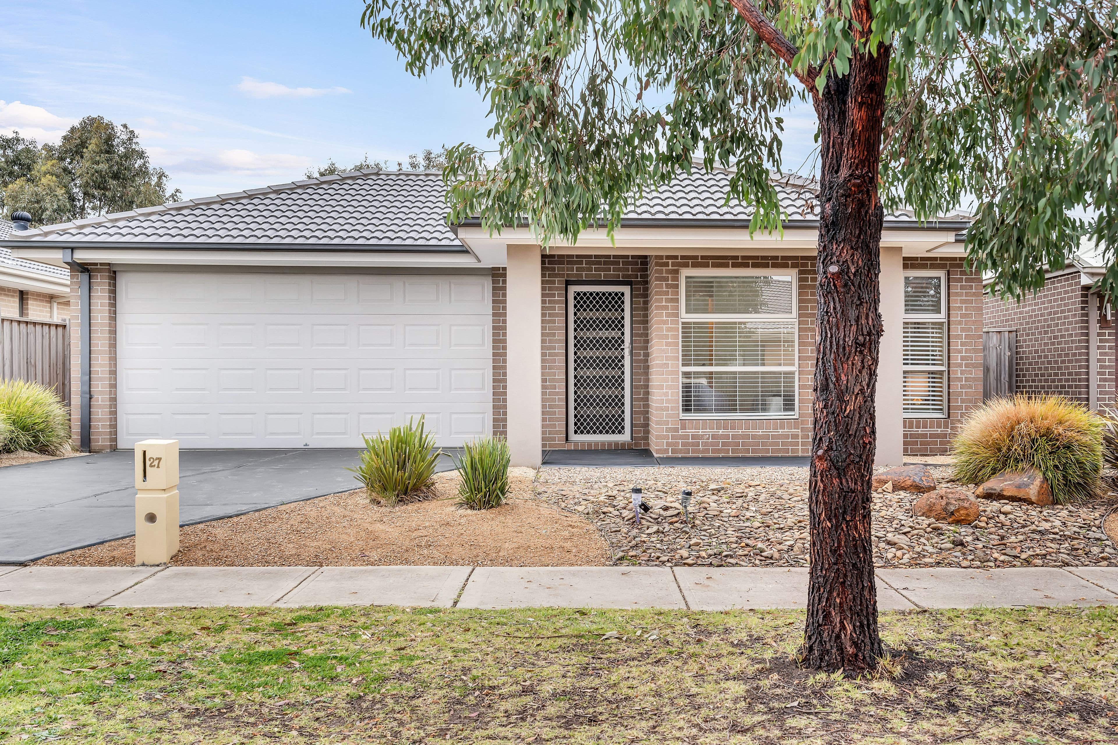 27 Belleview Crescent, Beveridge VIC 3753, Beveridge - Thumbnail 3
