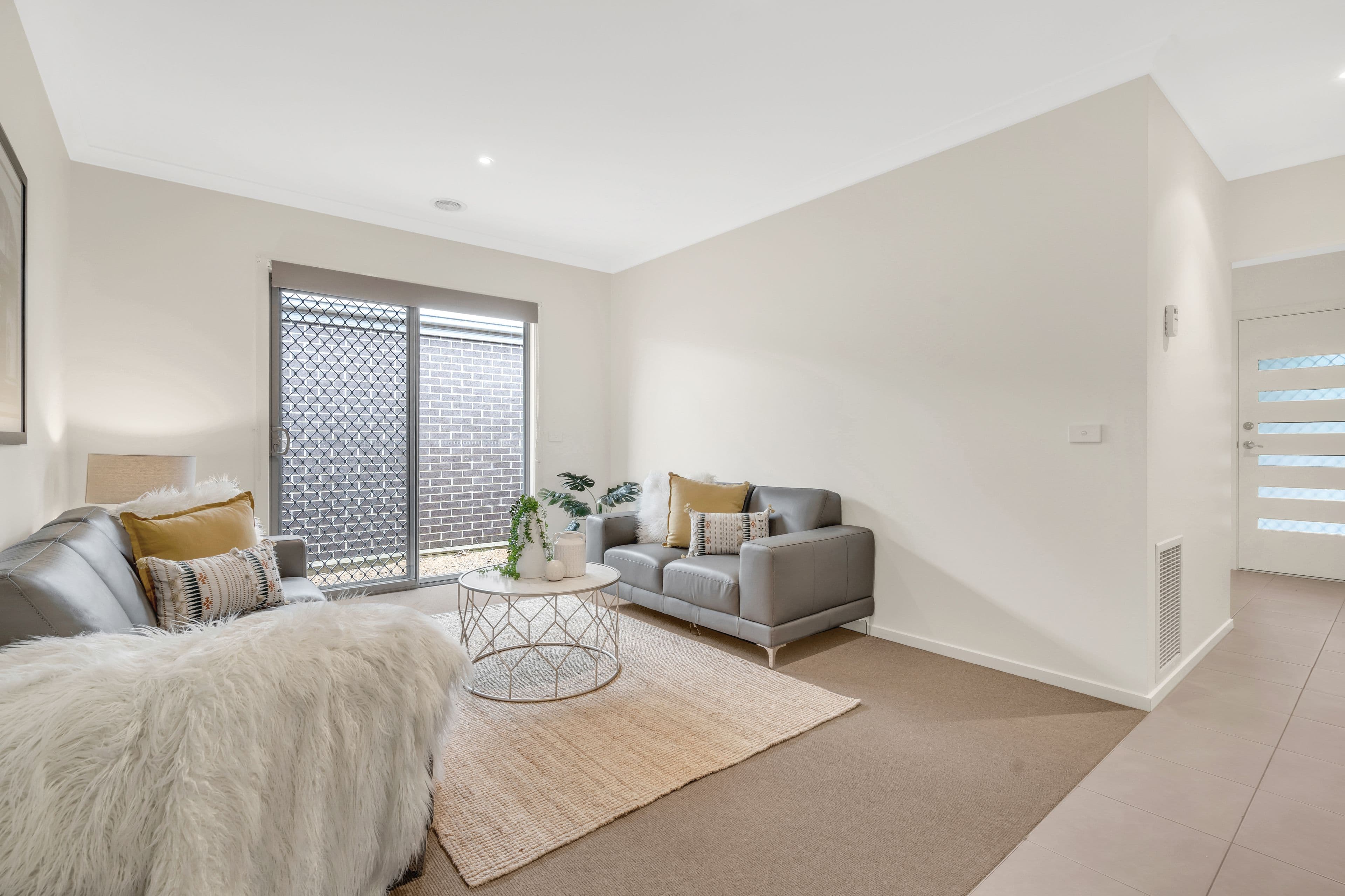 27 Belleview Crescent, Beveridge VIC 3753, Beveridge - Thumbnail 4