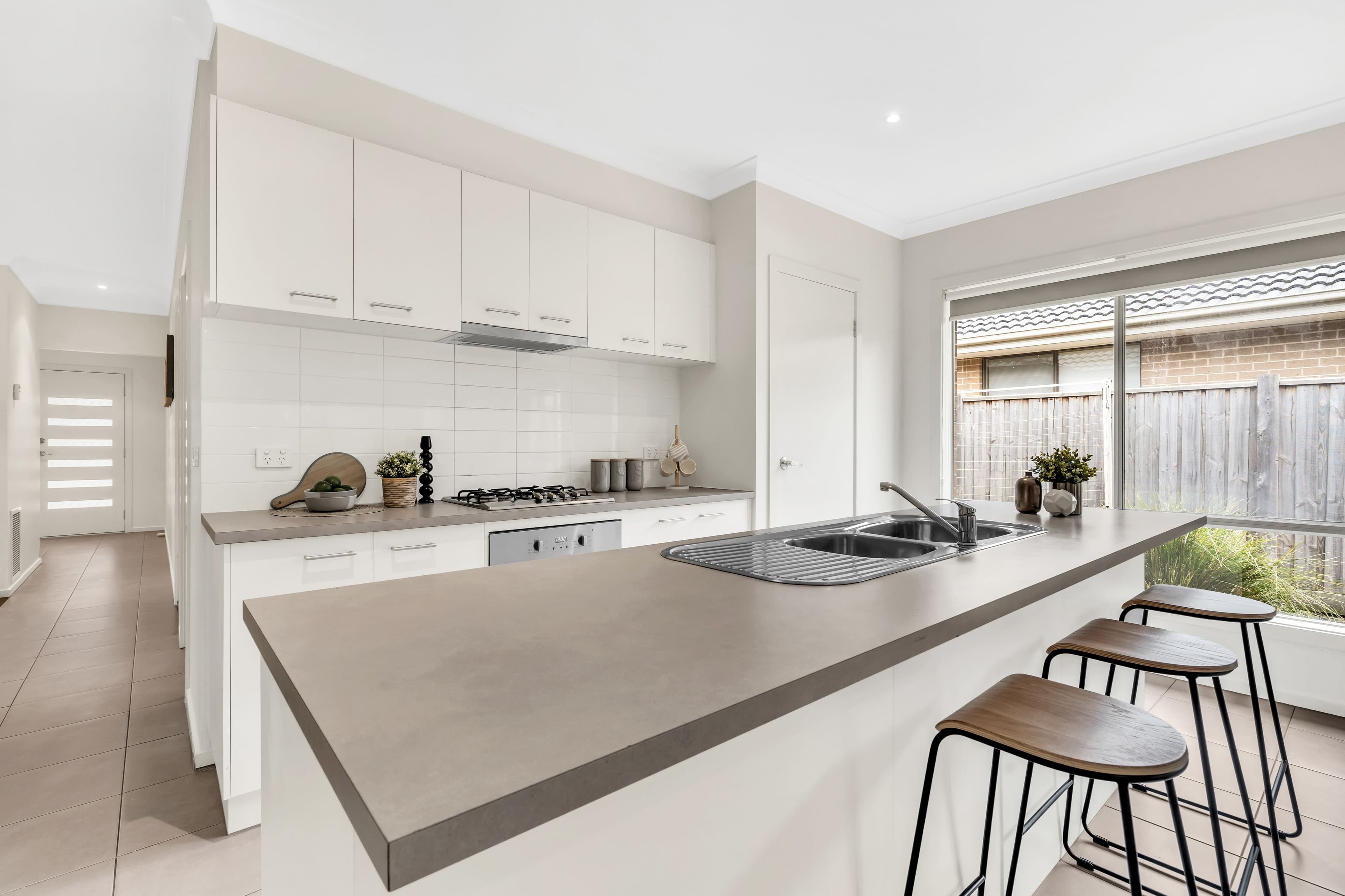 27 Belleview Crescent, Beveridge VIC 3753, Beveridge - Thumbnail 7