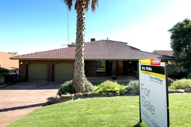 195 Lewis Road, FORRESTFIELD WA 6058, Forrestfield - Thumbnail 2