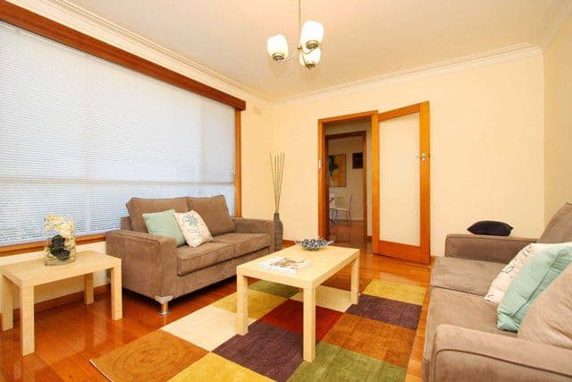 94 O'Connor Court, RESERVOIR VIC 3073, Reservoir - Thumbnail 2