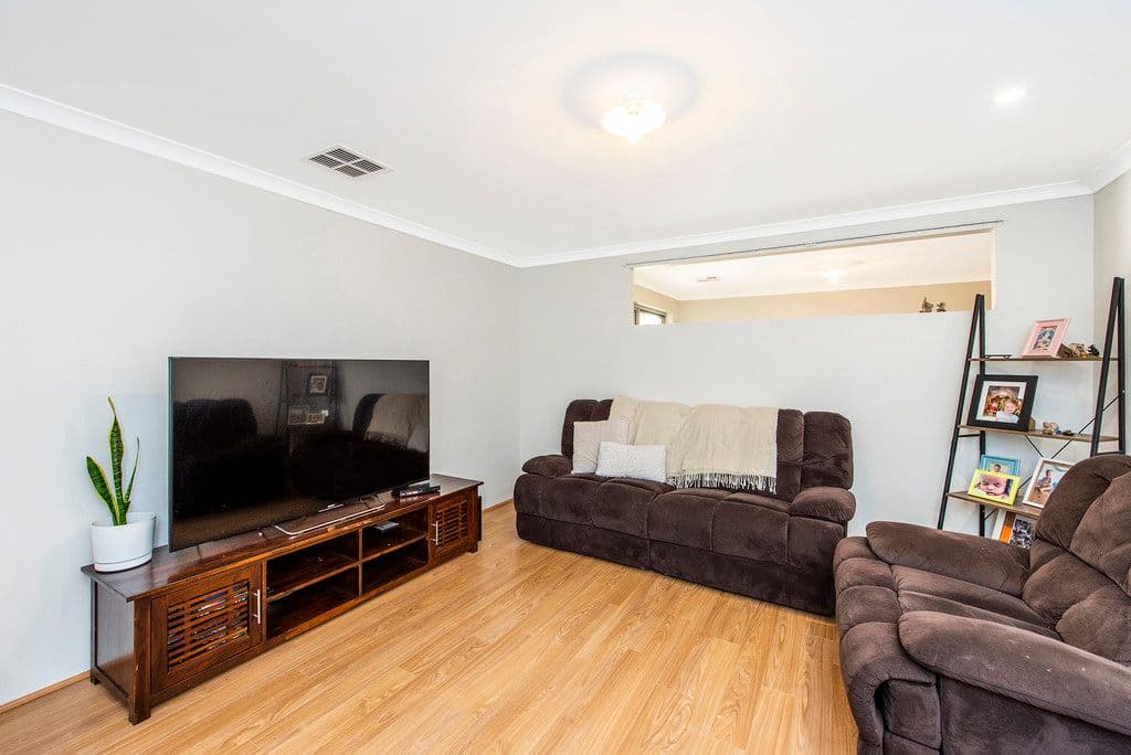 16 Ghost Gum Gardens, Baldivis WA 6171, Baldivis - Thumbnail 3