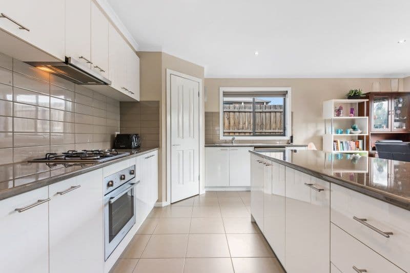 11 Willowbrae Way, Bannockburn VIC 3331, Bannockburn - Thumbnail 3