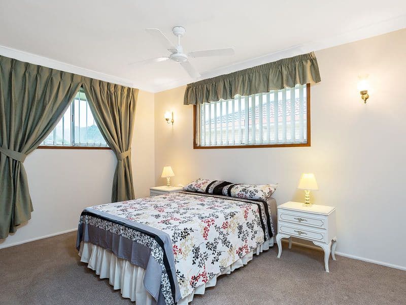 35 Colvillea Court, Palm Beach QLD 4221, Palm Beach - Thumbnail 7