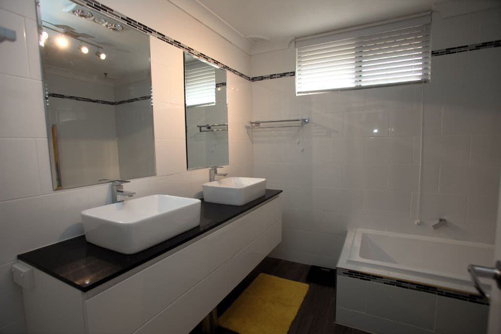 10 Short Street, Glen Innes NSW 2370, Glen Innes - Thumbnail 4