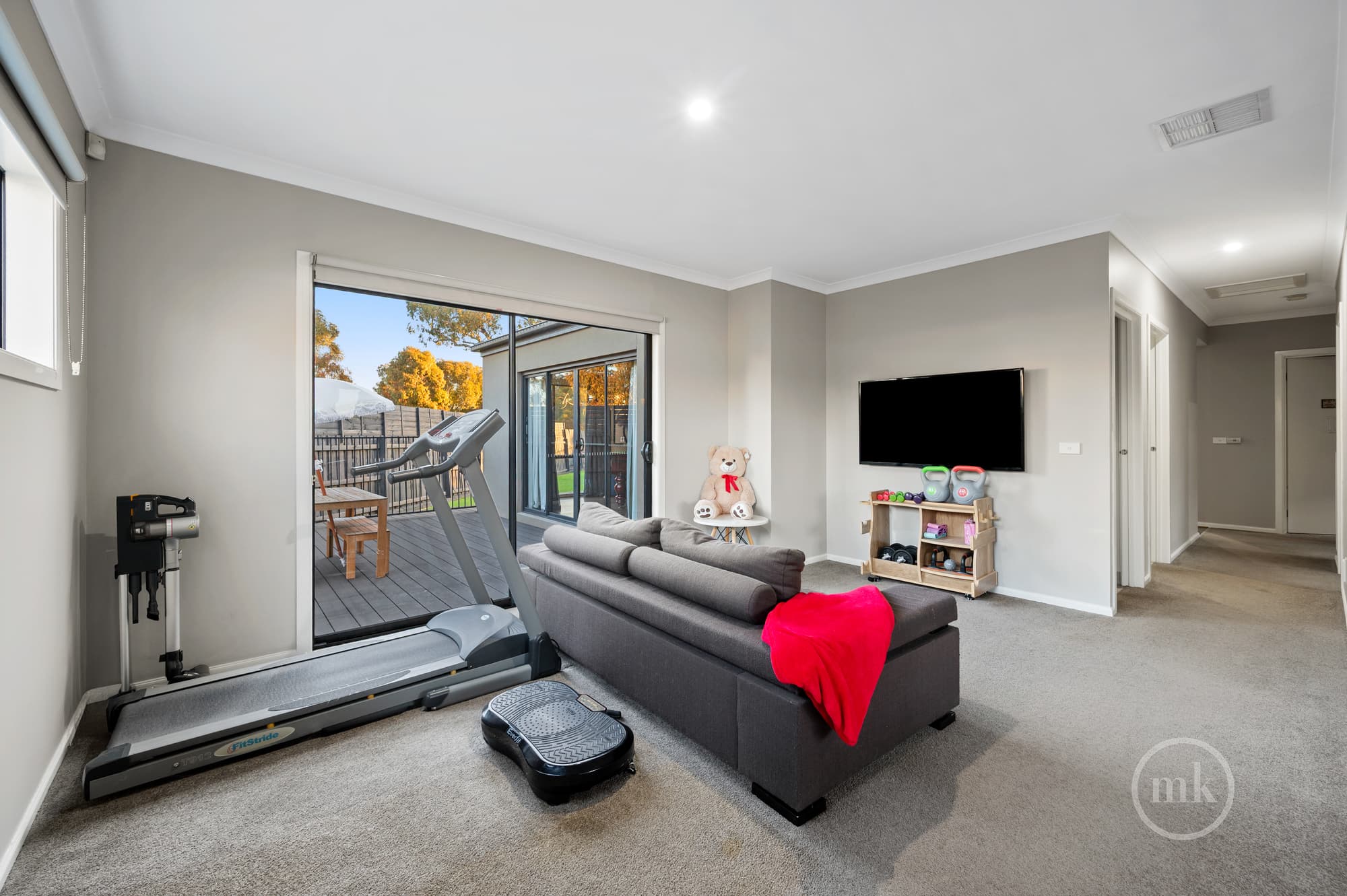 17 Dolphin Drive, South Morang, South Morang - Thumbnail 8