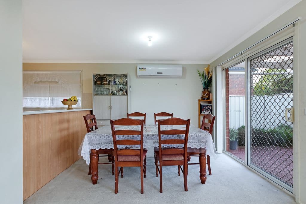 16 Erindale Place, CRAIGIEBURN VIC 3064, Craigieburn - Thumbnail 4