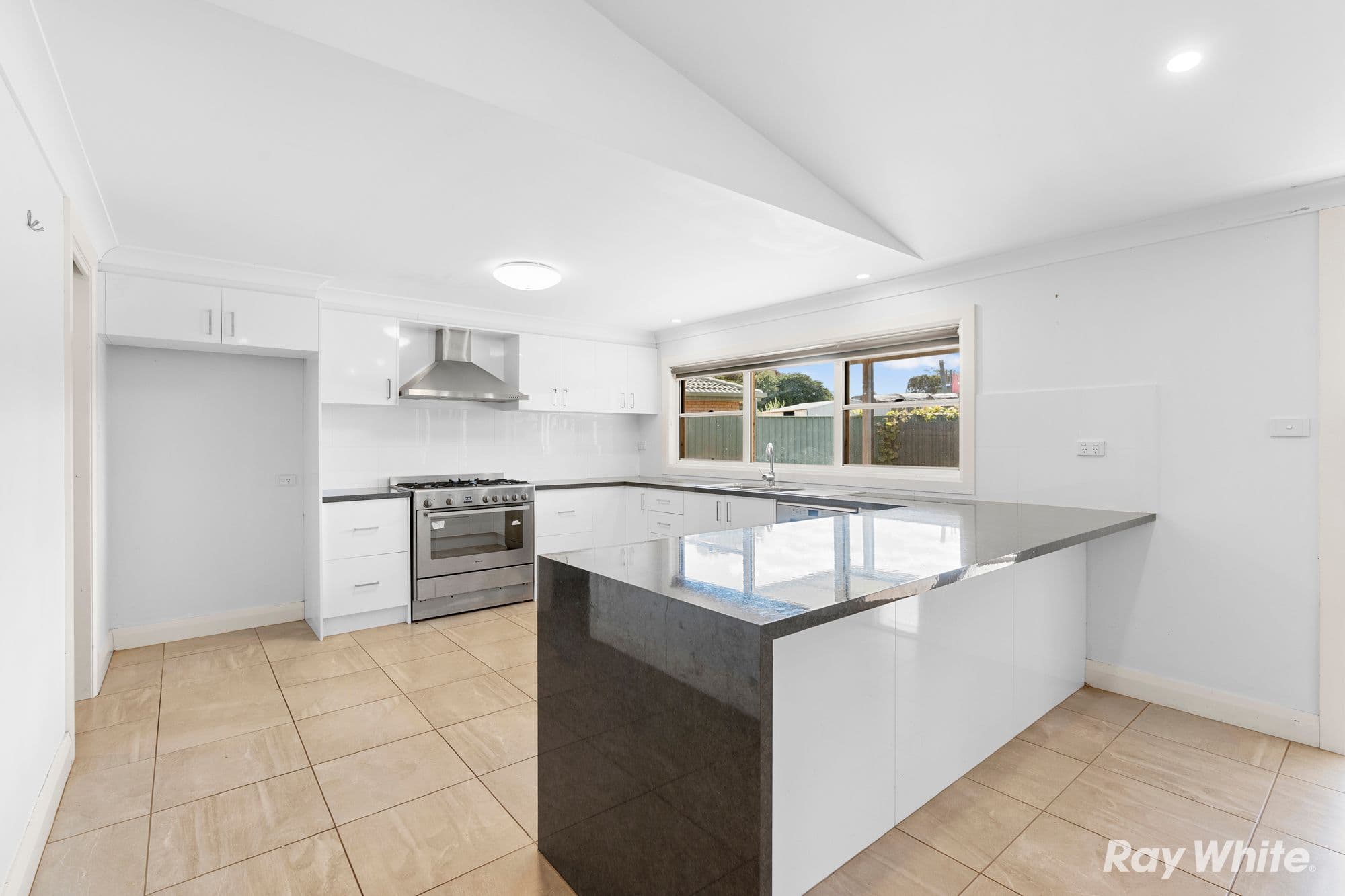 36 Mann Street, Coolamon NSW 2701, Coolamon - Thumbnail 3