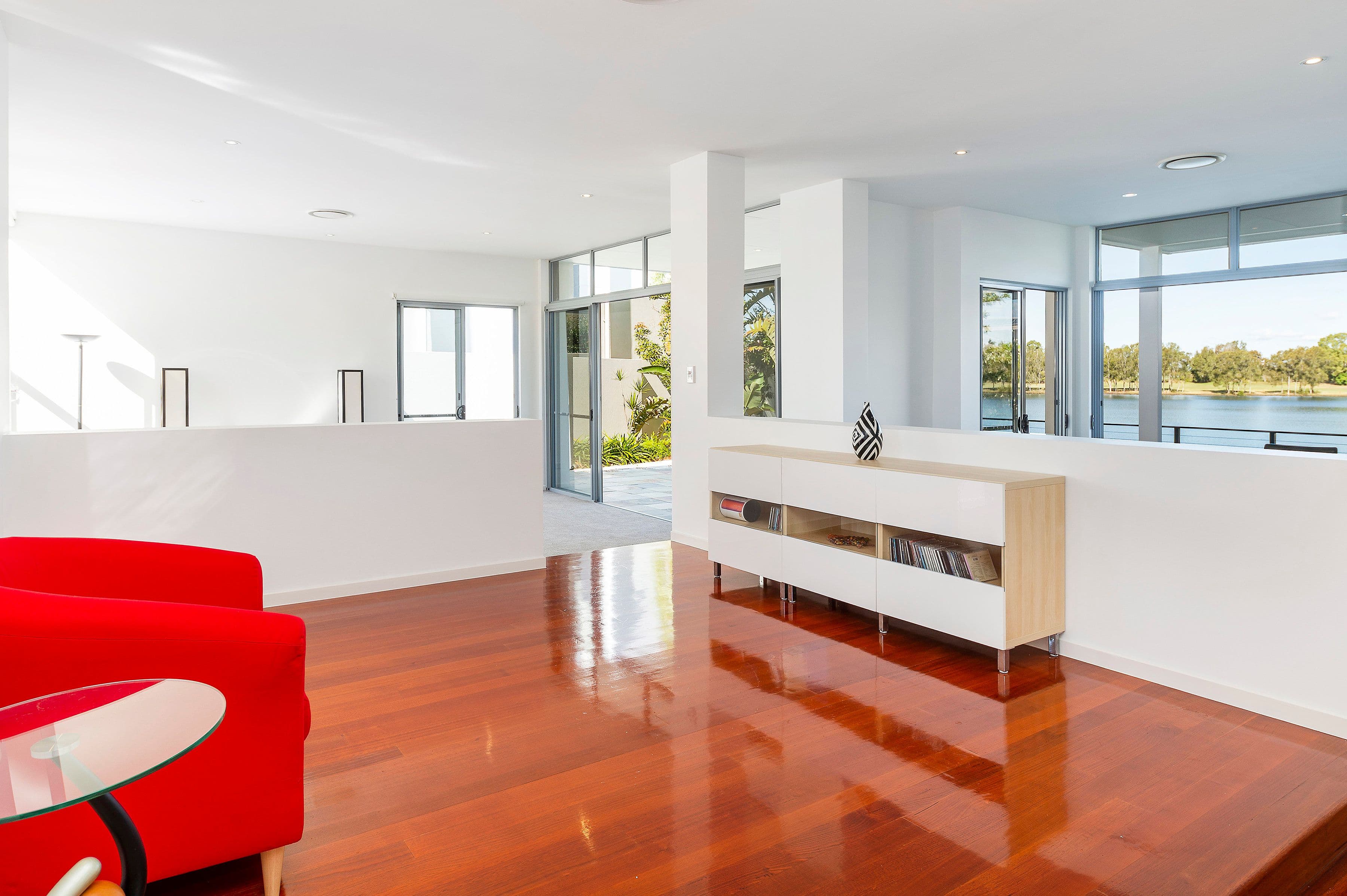 6071 Lugano Drive, Hope Island QLD 4212, Hope Island - Thumbnail 2