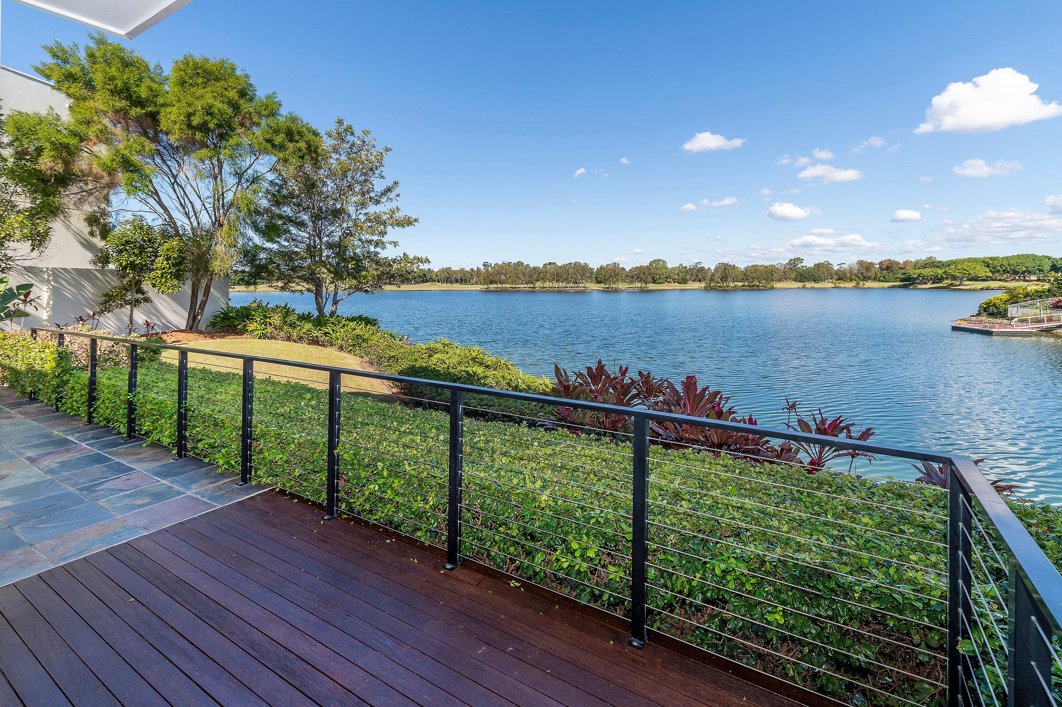 6071 Lugano Drive, Hope Island QLD 4212, Hope Island - Thumbnail 3