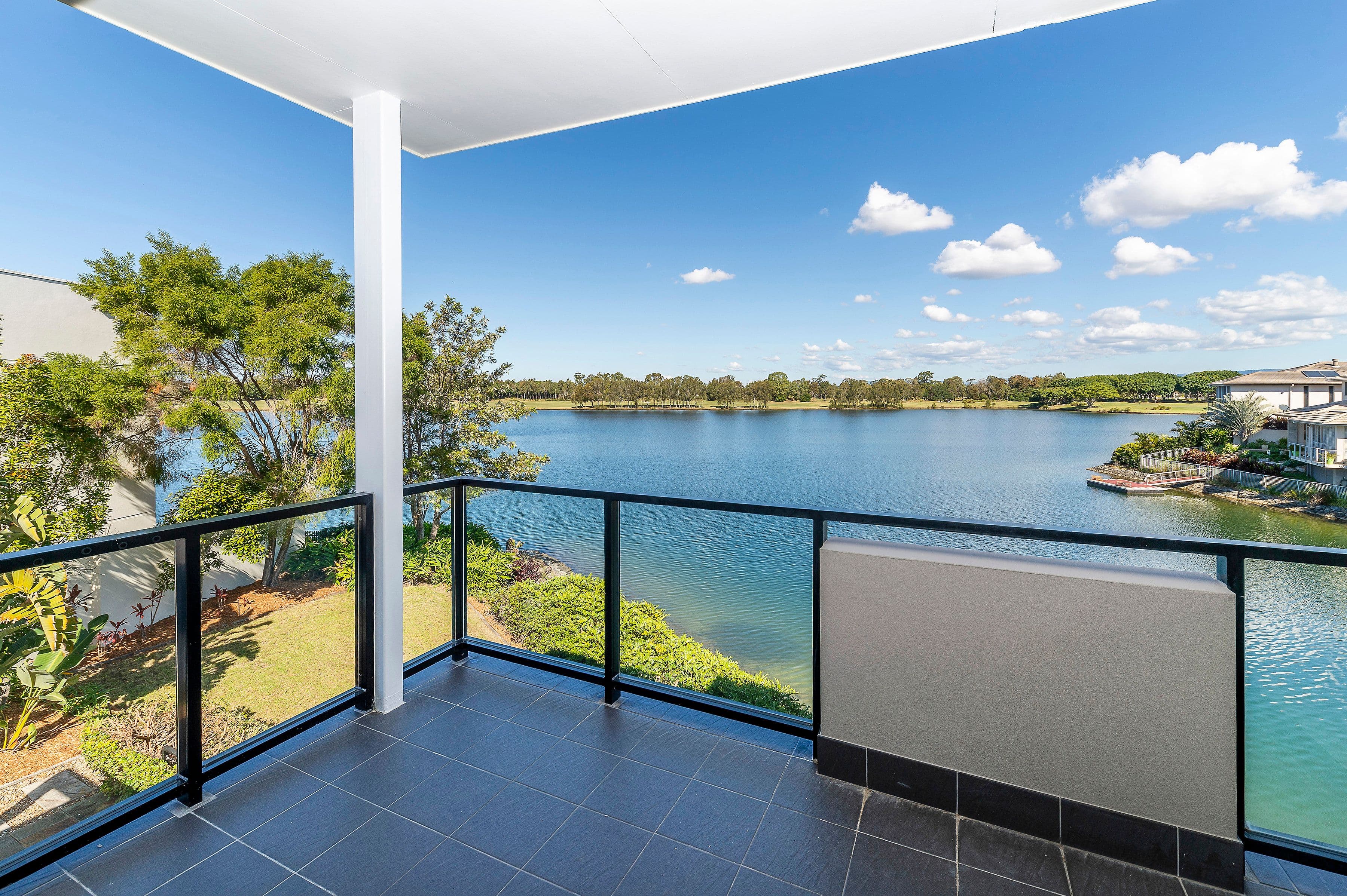6071 Lugano Drive, Hope Island QLD 4212, Hope Island - Thumbnail 8