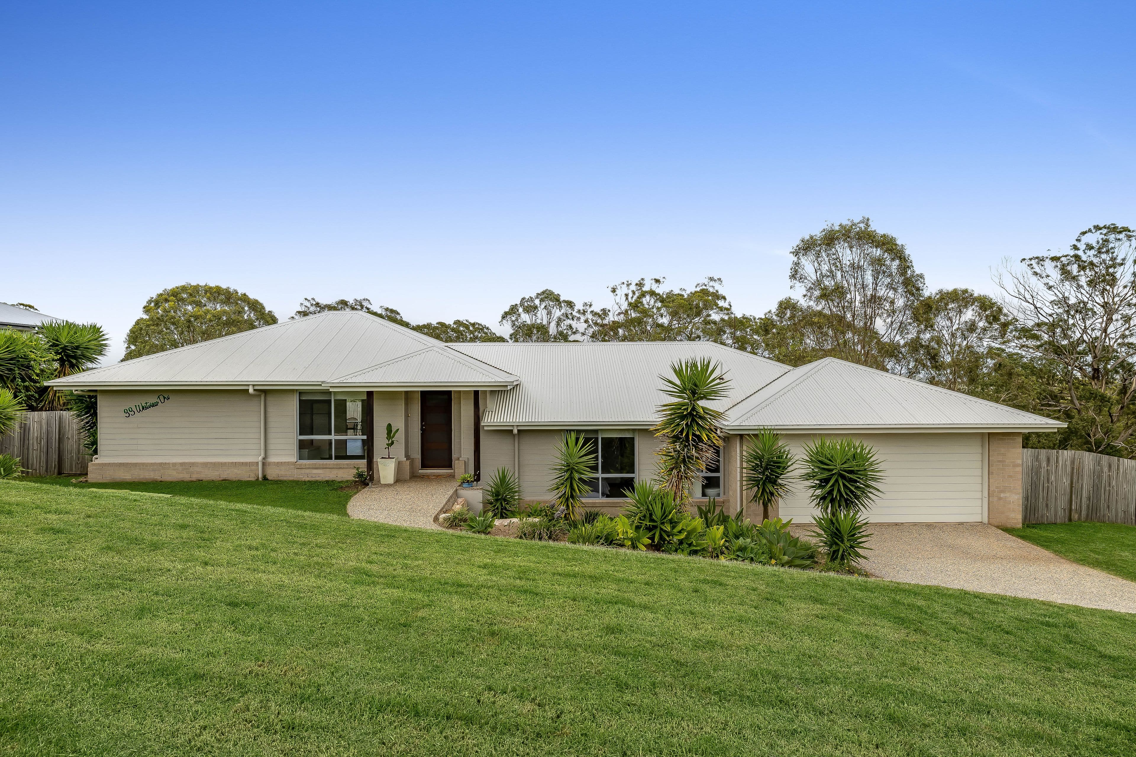 33 Westview Drive, Mount Kynoch QLD 4350, Mount Kynoch - Image 1