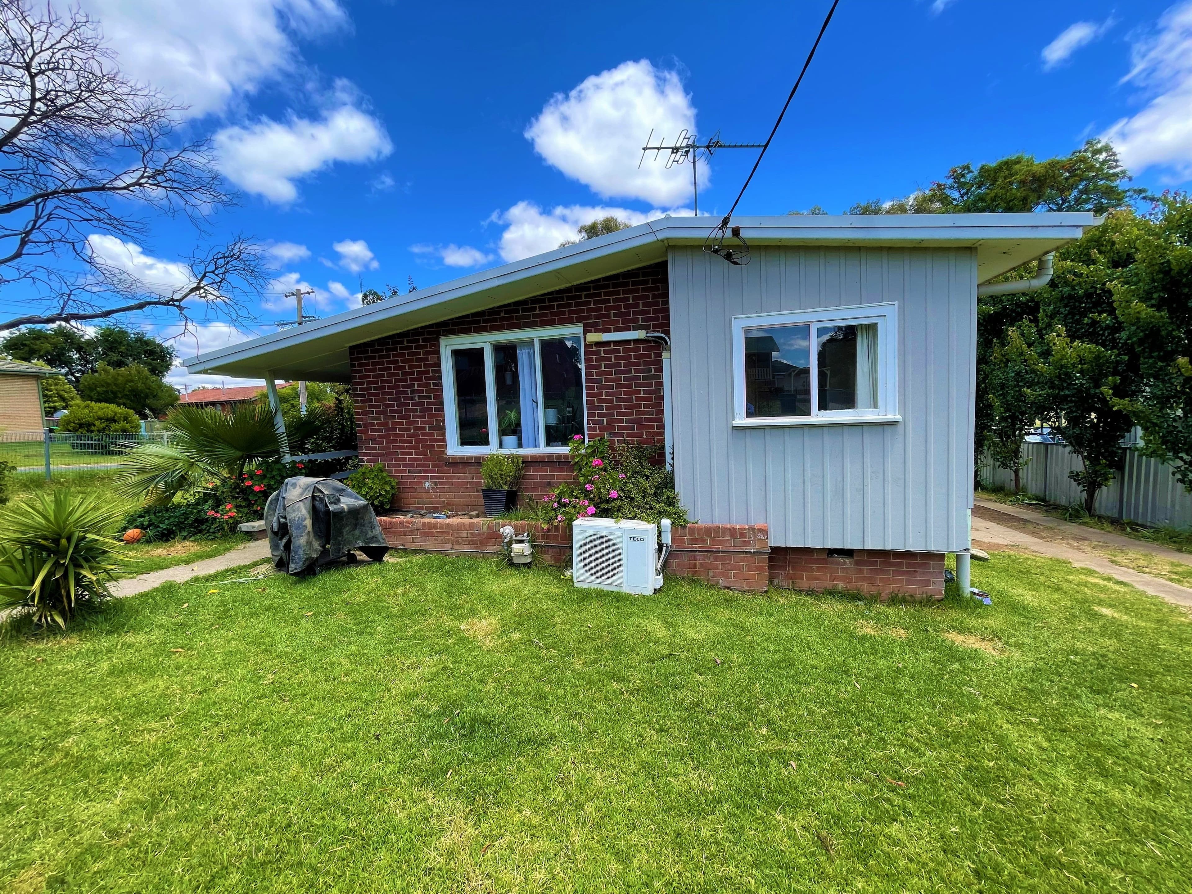 35 Taylor Road, Young NSW 2594, Young - Image 1