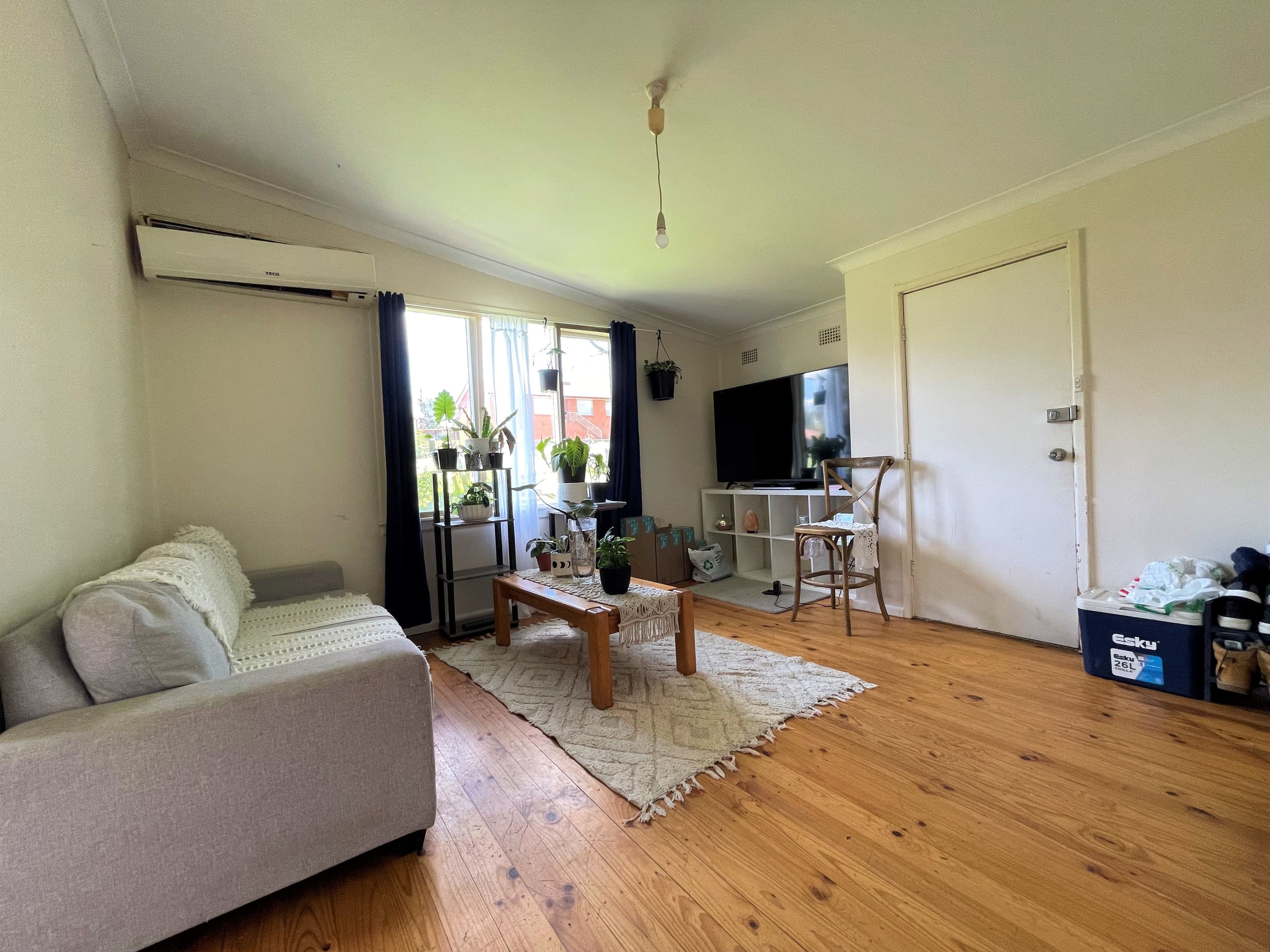 35 Taylor Road, Young NSW 2594, Young - Thumbnail 2