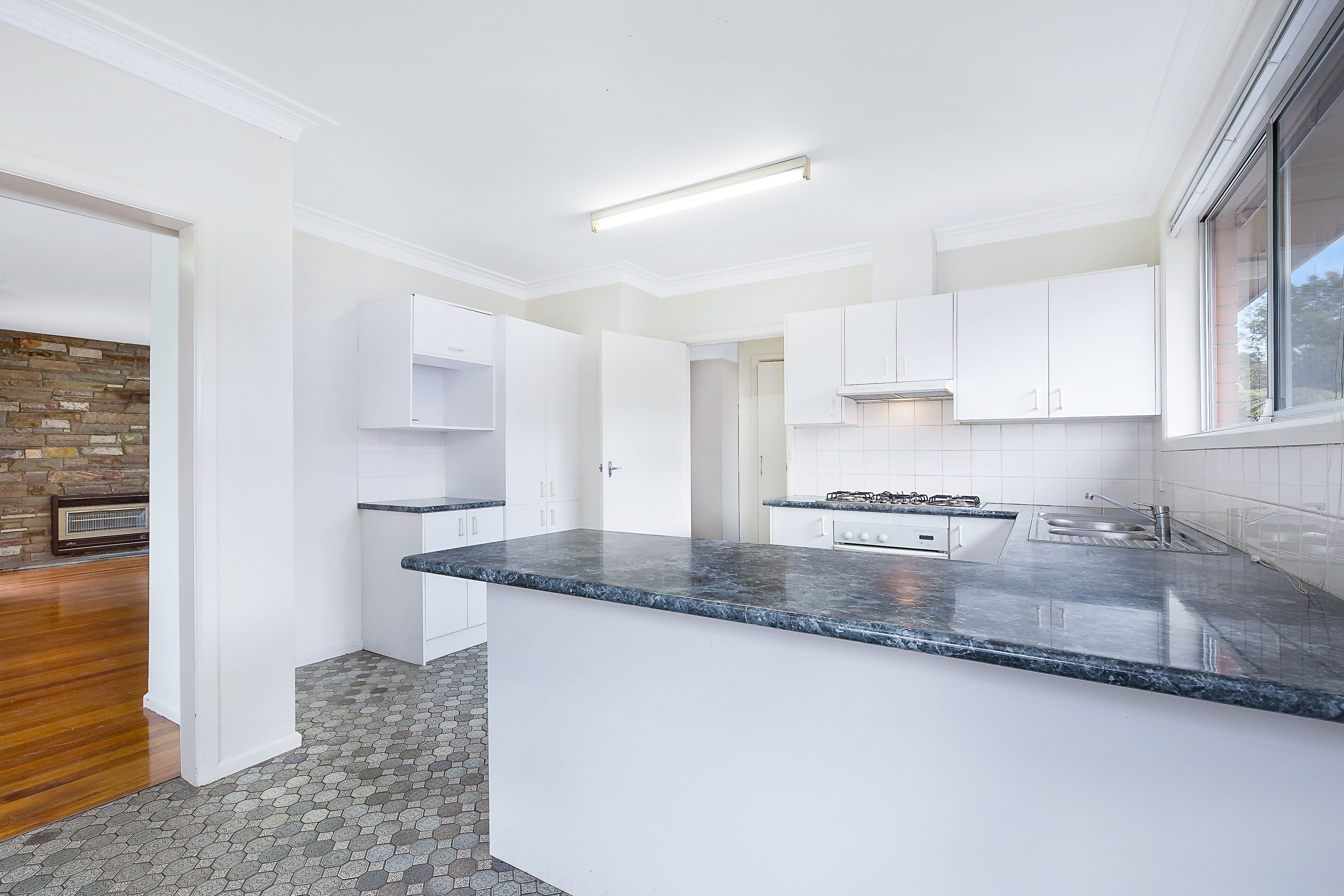 9 Caledonia Crescent, Mulgrave VIC 3170, Mulgrave - Thumbnail 3