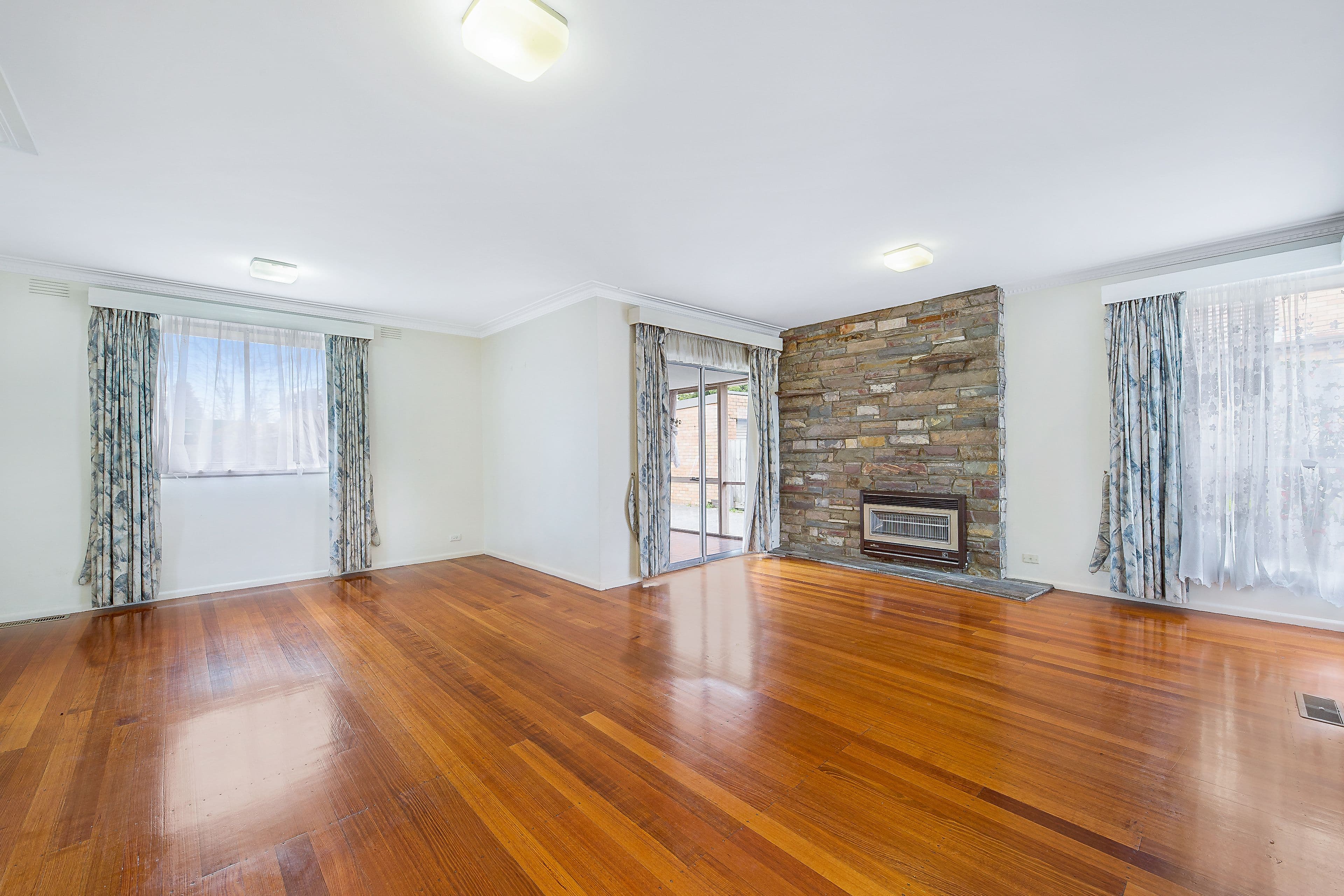 9 Caledonia Crescent, Mulgrave VIC 3170, Mulgrave - Thumbnail 4