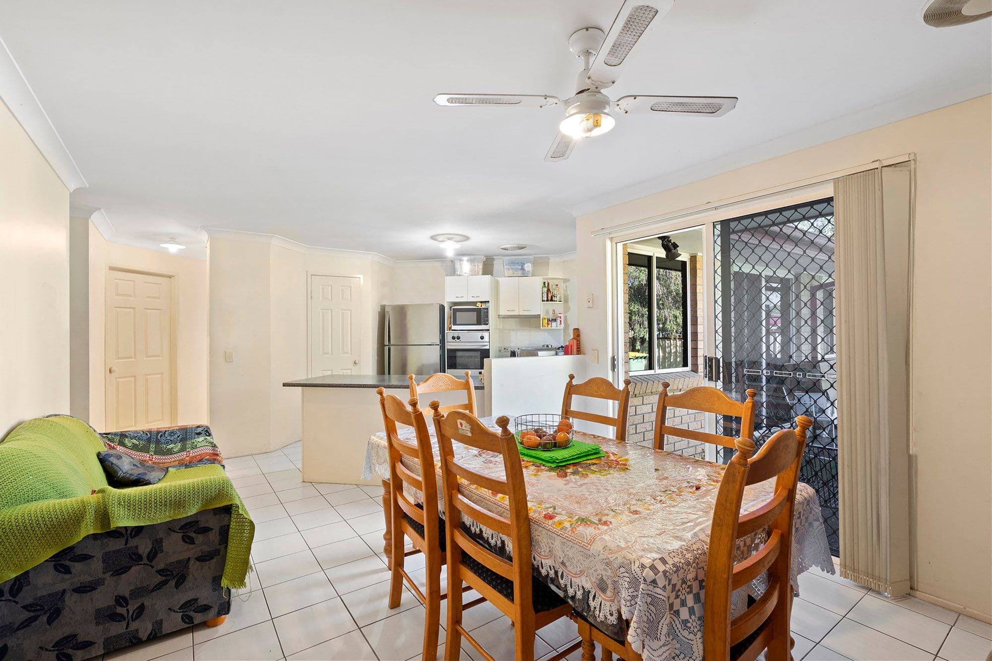 56 Juers Street, Kingston QLD 4114, Kingston - Thumbnail 3