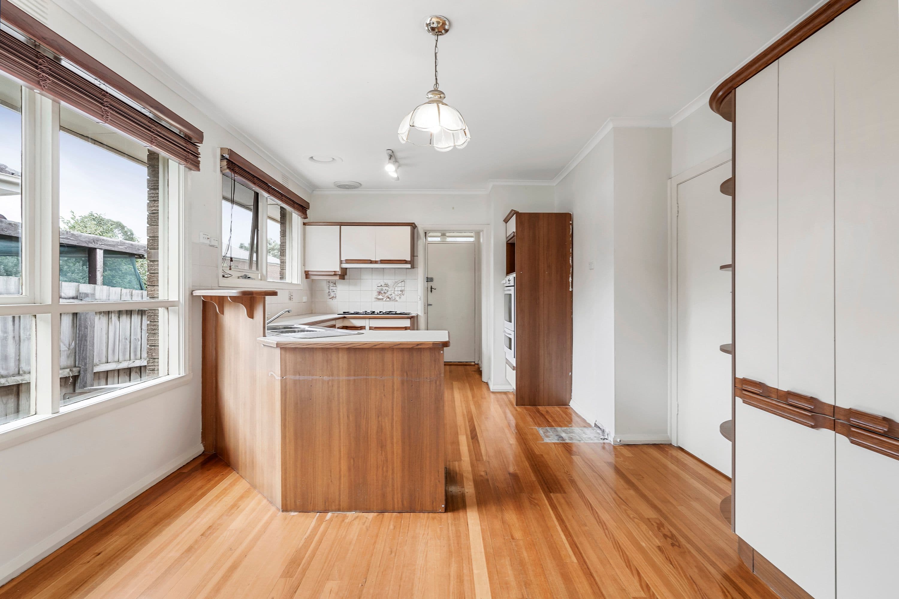 50 Ivanhoe Street, Glen Waverley VIC 3150, Glen Waverley - Thumbnail 3