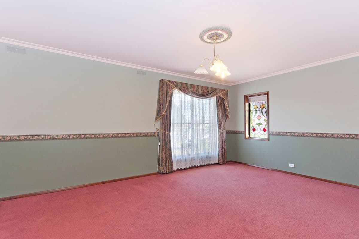 7 Laverock Grove, WARRNAMBOOL VIC 3280, Warrnambool - Thumbnail 3