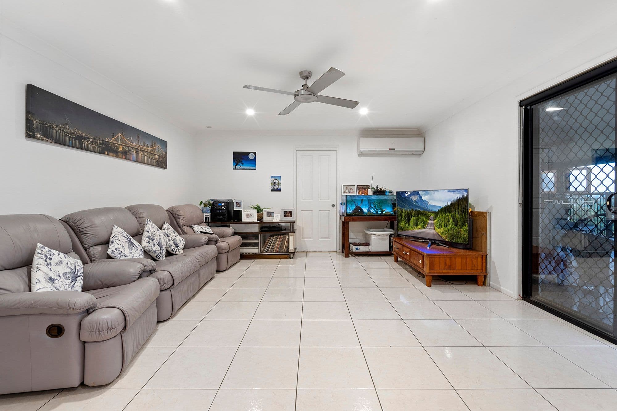 40 Jasmine Crescent, Shailer Park QLD 4128, Shailer Park - Thumbnail 3