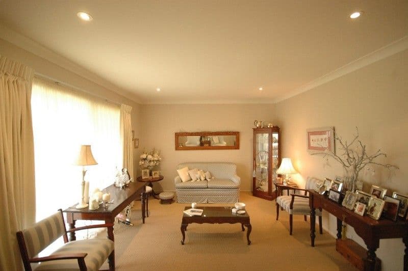 25 Sardon Street, CENTENARY HEIGHTS QLD 4350, Centenary Heights - Thumbnail 2