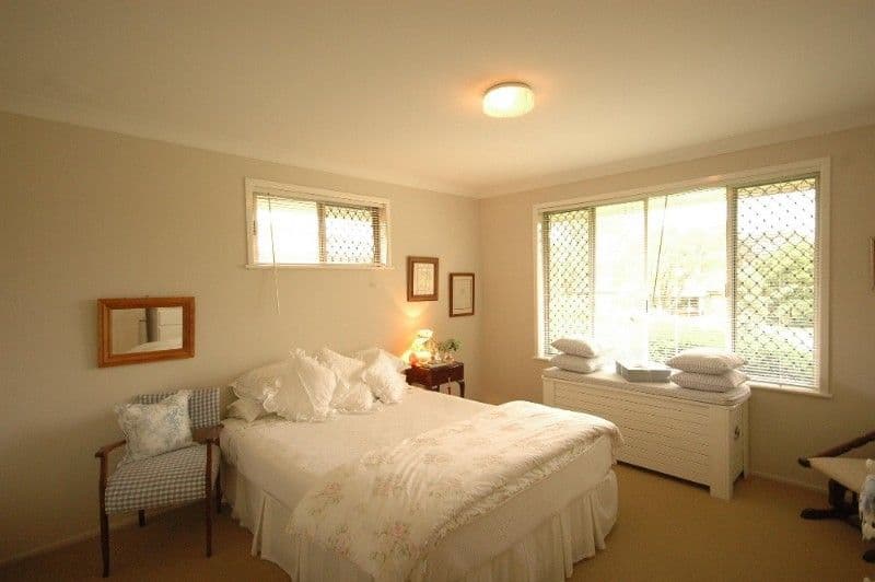 25 Sardon Street, CENTENARY HEIGHTS QLD 4350, Centenary Heights - Thumbnail 6