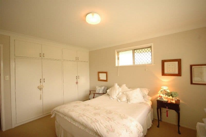 25 Sardon Street, CENTENARY HEIGHTS QLD 4350, Centenary Heights - Thumbnail 7