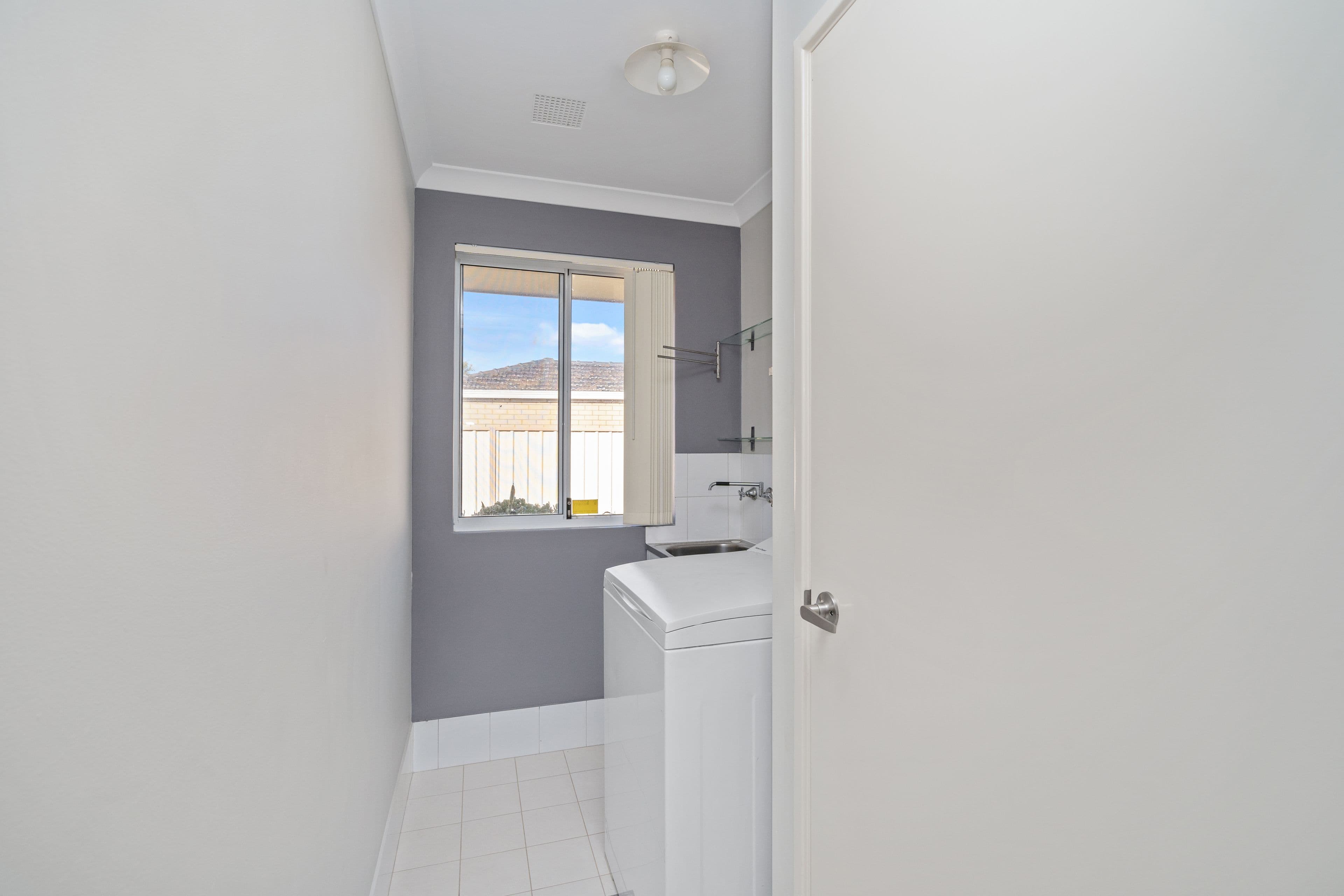 82C Spring Road, Thornlie WA 6108, Thornlie - Thumbnail 6