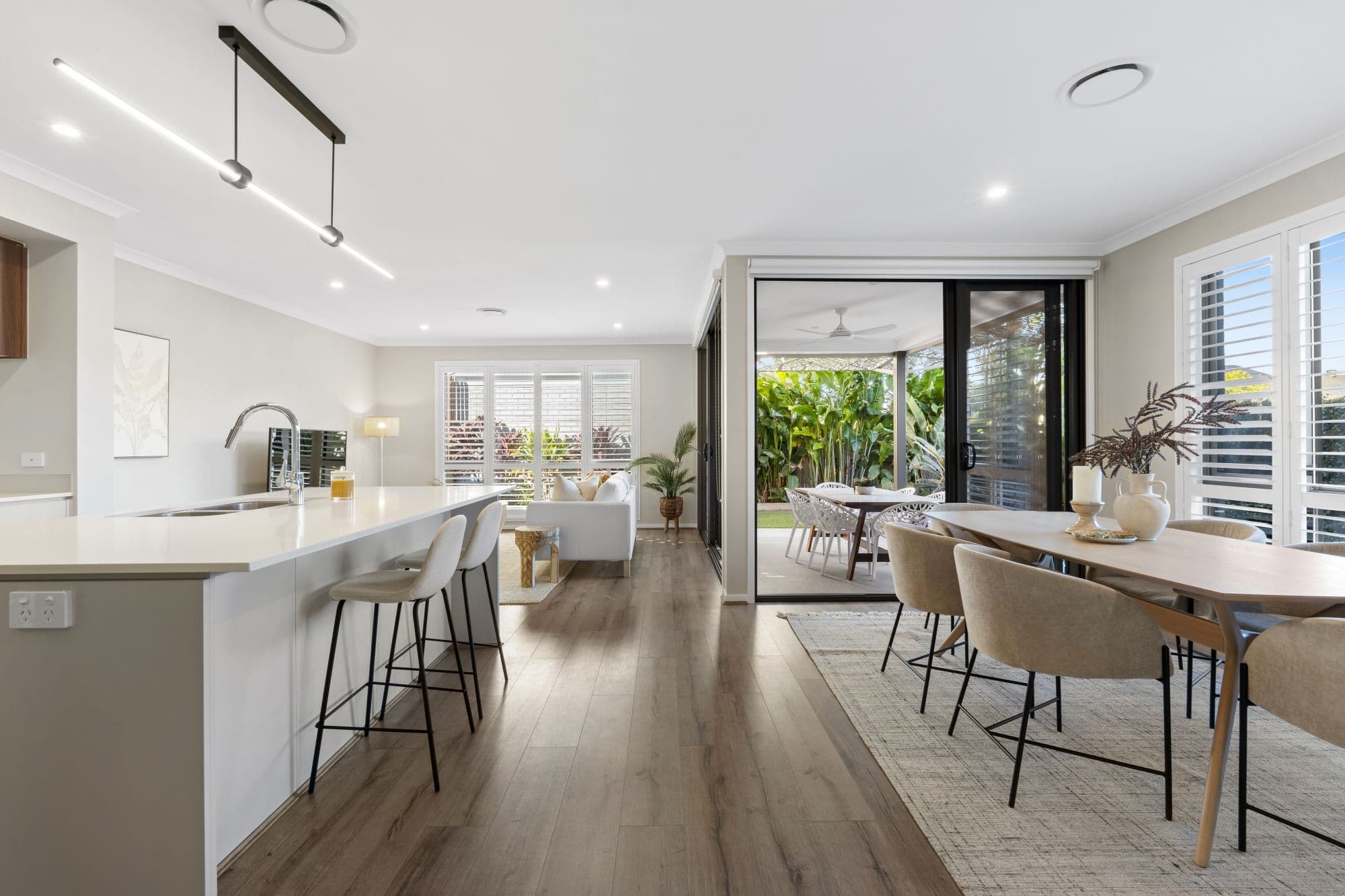 60 Greenview Circuit, Arundel QLD 4214, Arundel - Thumbnail 8