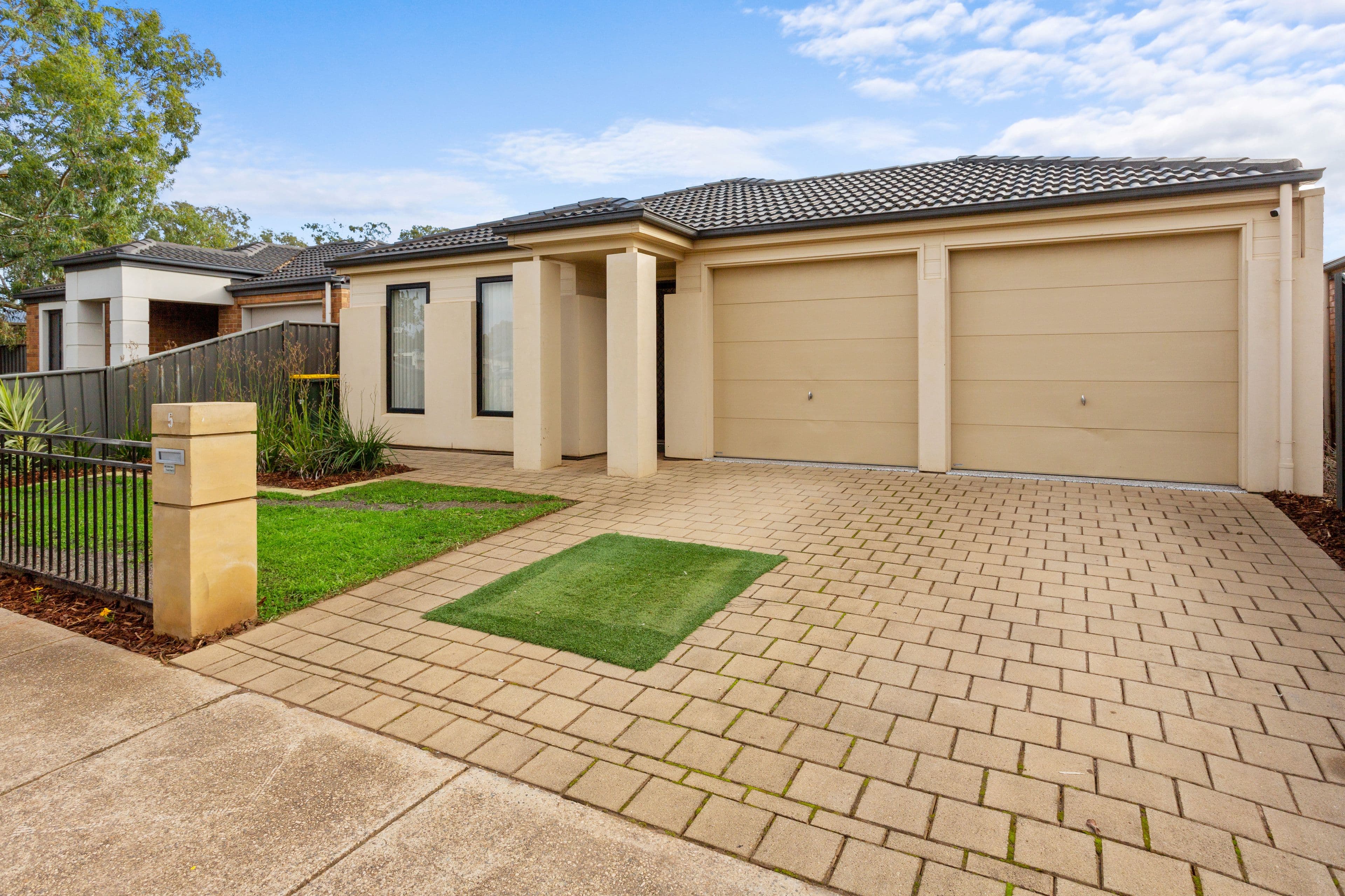 5 West Parkway, Andrews Farm SA 5114, Andrews Farm - Image 1