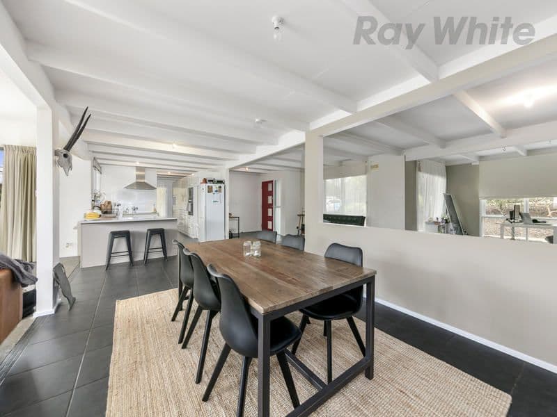 4 Dargo Court, Rye VIC 3941, Rye - Thumbnail 2