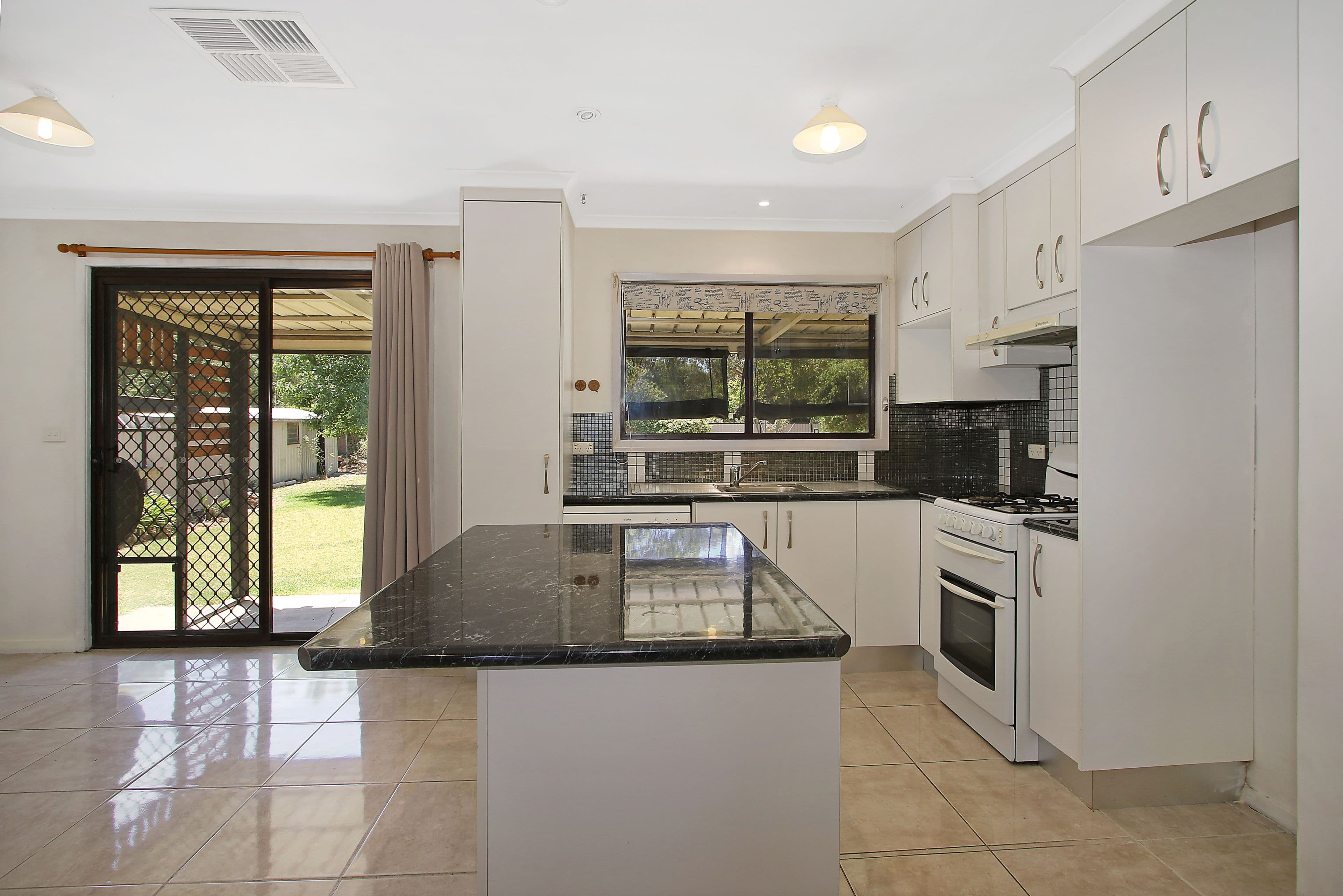 151 Hawkins Street, Howlong - Thumbnail 5