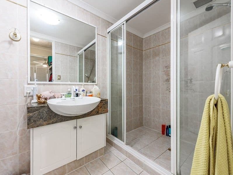 12 Canal Avenue, Runaway Bay QLD 4216, Runaway Bay - Thumbnail 8