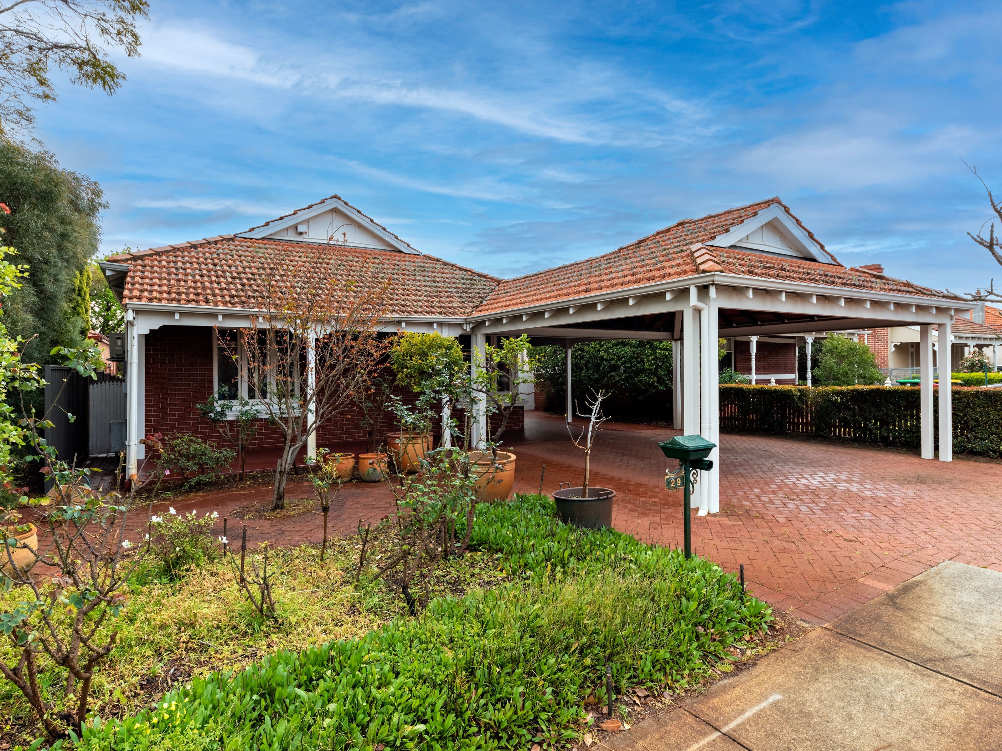 29 Hill View Road, Mount Lawley WA 6050, Mount Lawley - Thumbnail 2