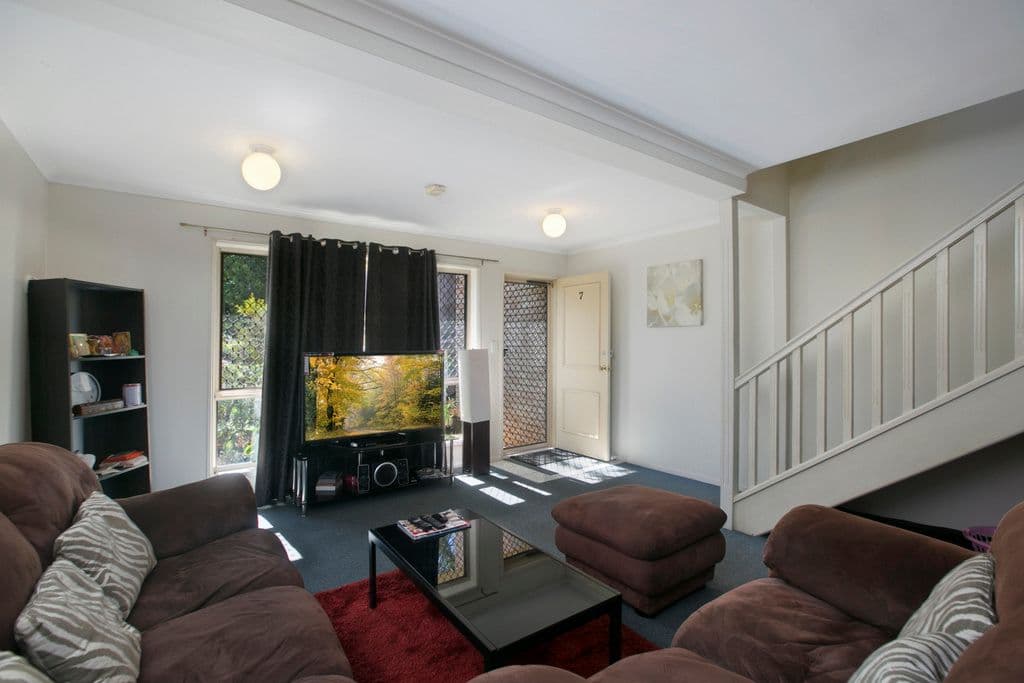 51 Bowen Street, Capalaba QLD 4157, Capalaba - Thumbnail 2