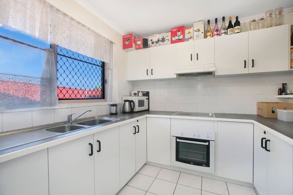 51 Bowen Street, Capalaba QLD 4157, Capalaba - Thumbnail 3