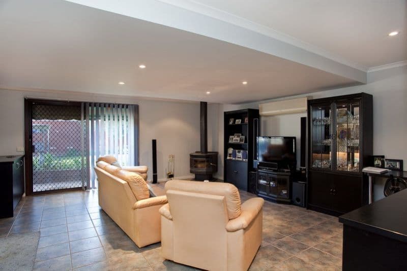 9 Pentland Drive, EPPING VIC 3076, Epping - Thumbnail 5