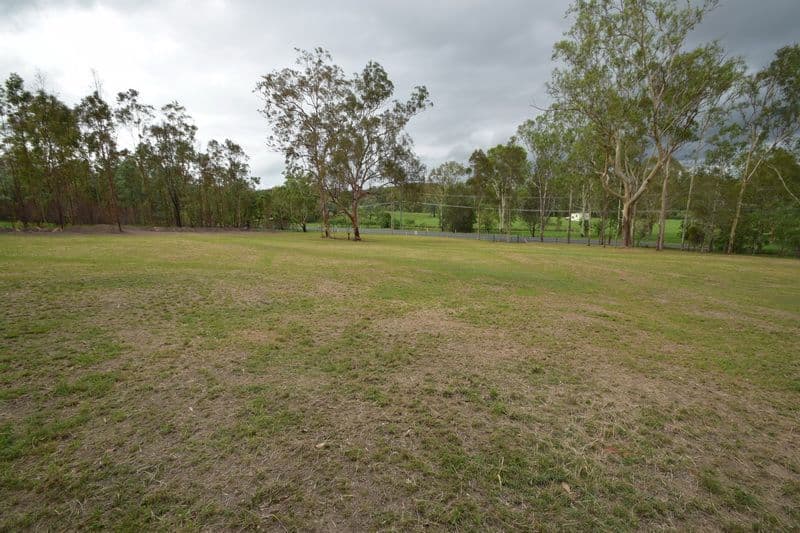 3 Ipswich Street, Esk QLD 4312, Esk - Thumbnail 5