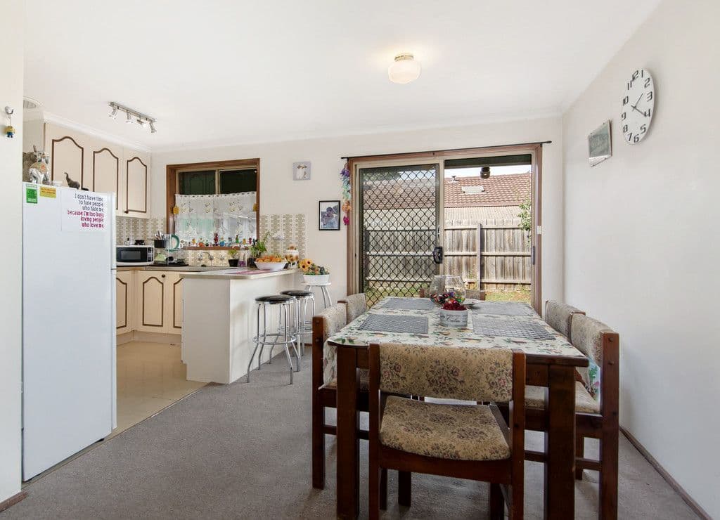 18 Toolern Street, Melton South VIC 3338, Melton South - Thumbnail 3