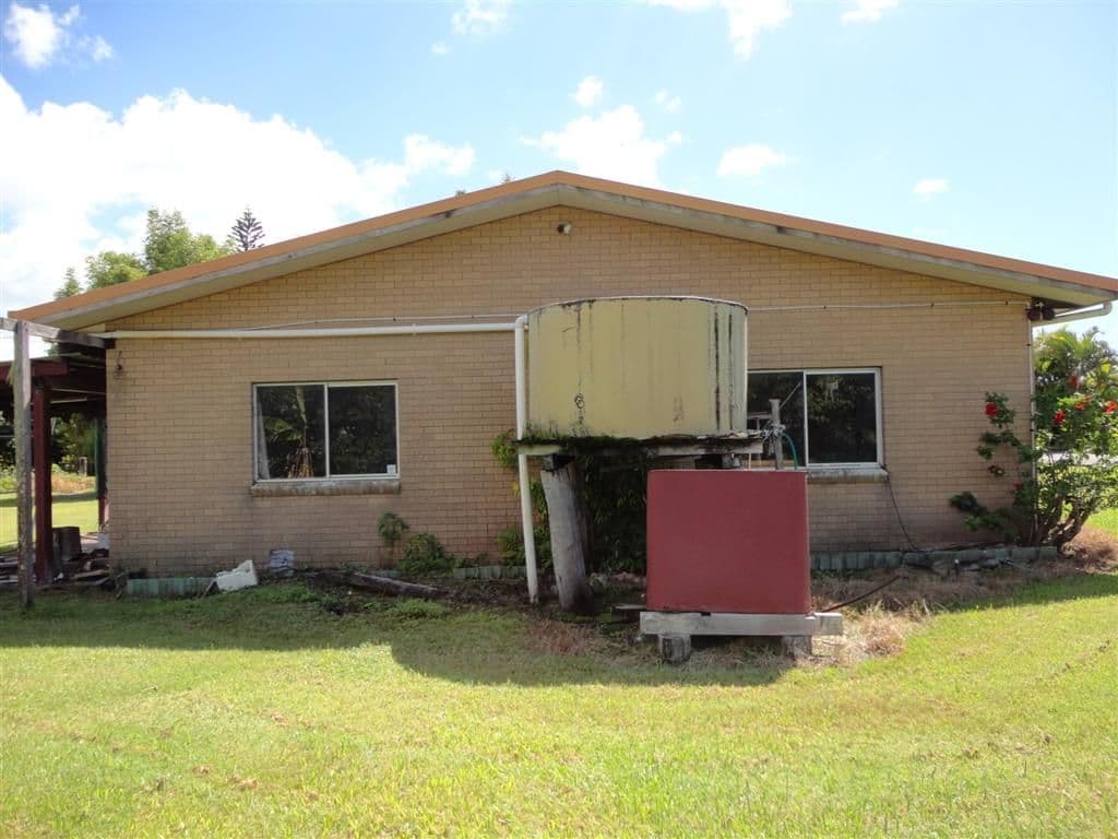 22 Howard Street, URANGAN QLD 4655, Urangan - Thumbnail 4