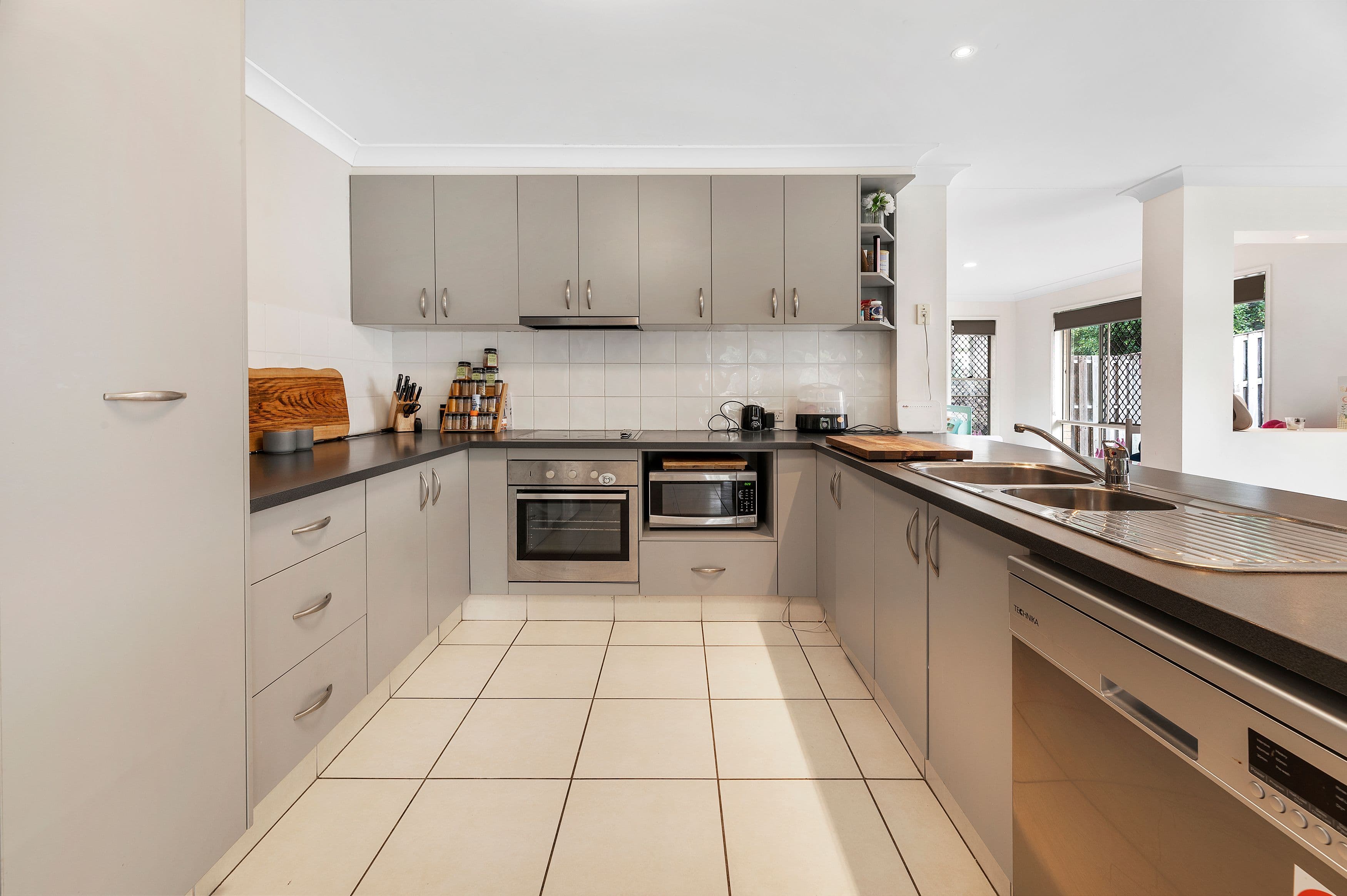 3 Krystle Court, Upper Coomera QLD 4209, Upper Coomera - Thumbnail 8